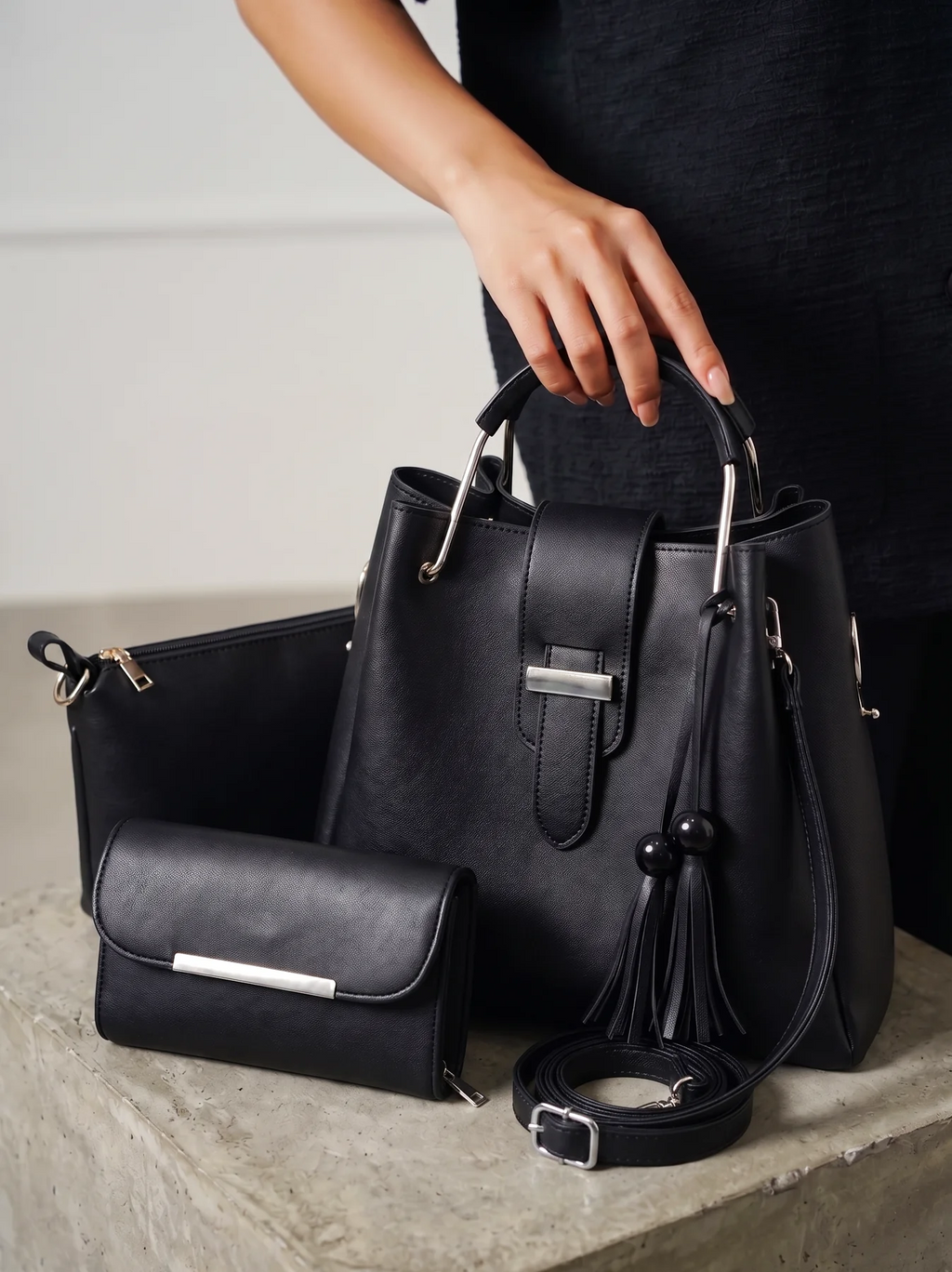 Ava 3PC Black